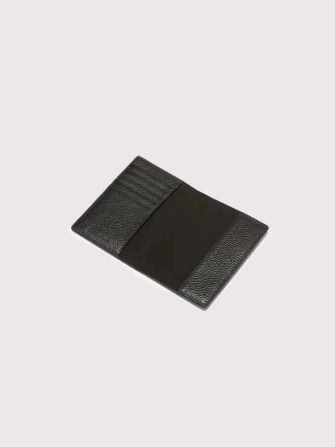 Metallic Medium